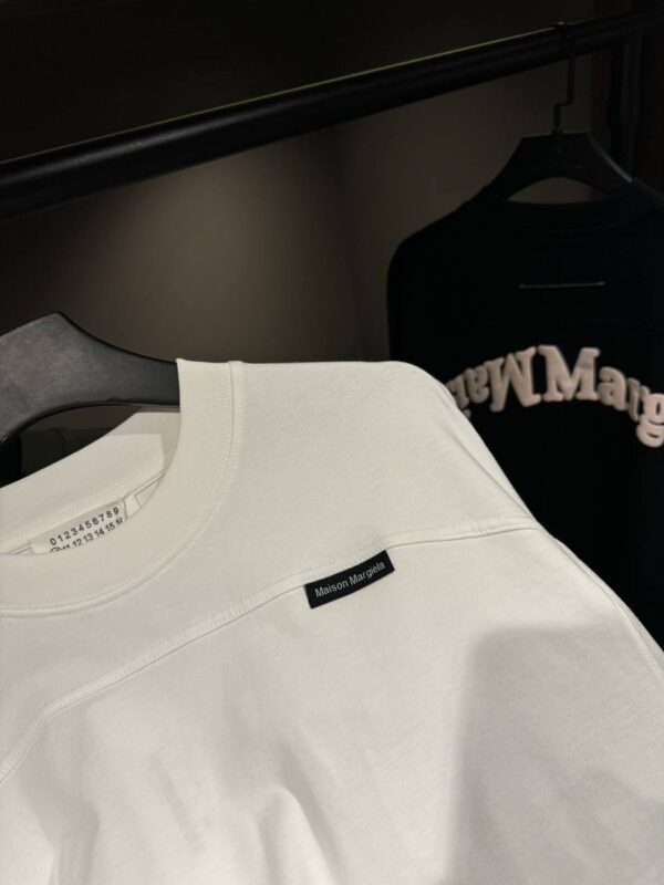 Maison Margiela T-Shirt - Image 8