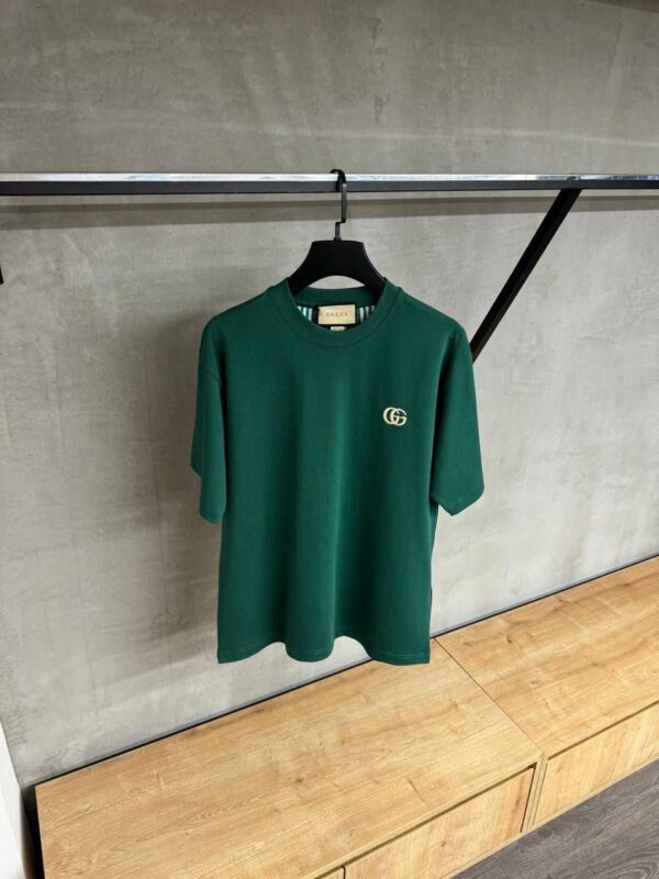 ⁦GUCCI T-SHIRT⁩ - الصورة ⁦2⁩