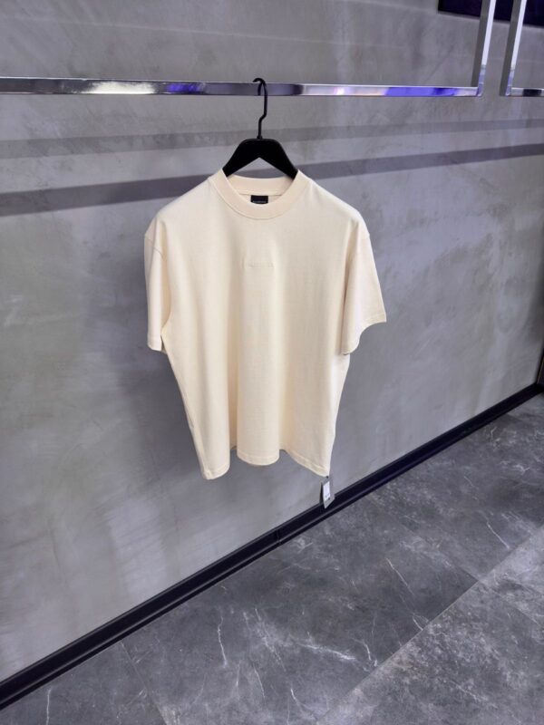 ⁦Balenciaga Back T-Shirt⁩ - الصورة ⁦7⁩