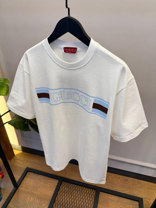 ⁦GUCCI T-SHIRT⁩ - الصورة ⁦2⁩