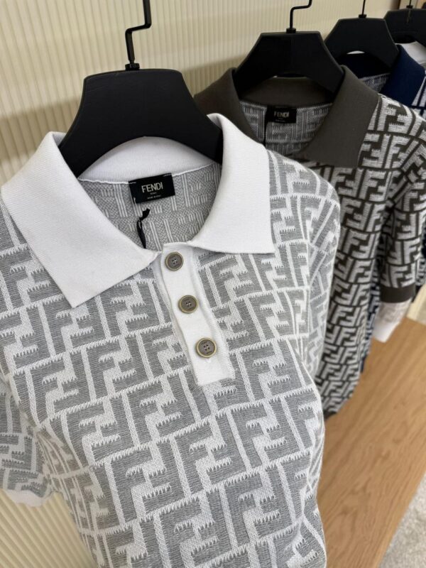 Fendi T-SHIRT - Image 5