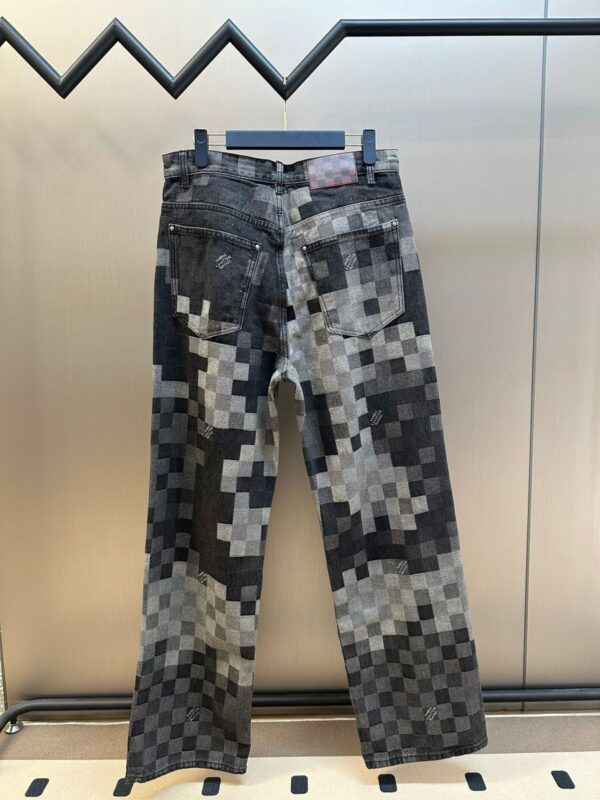 ⁦LV PANT⁩ - الصورة ⁦2⁩