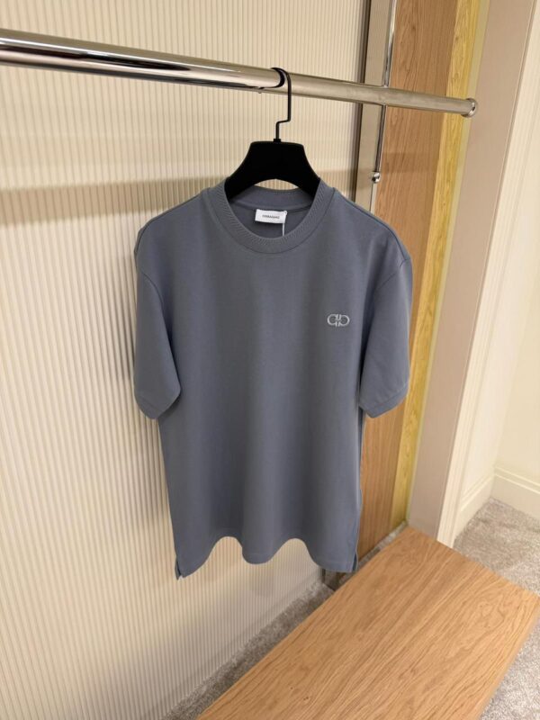 ⁦Salvatore Ferragamo Tshirt⁩ - الصورة ⁦5⁩