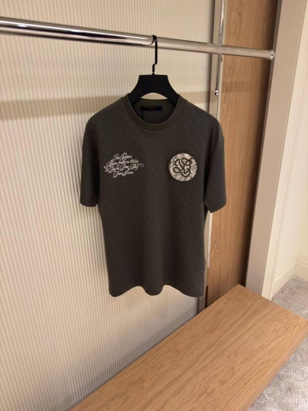 LV T-SHIRT