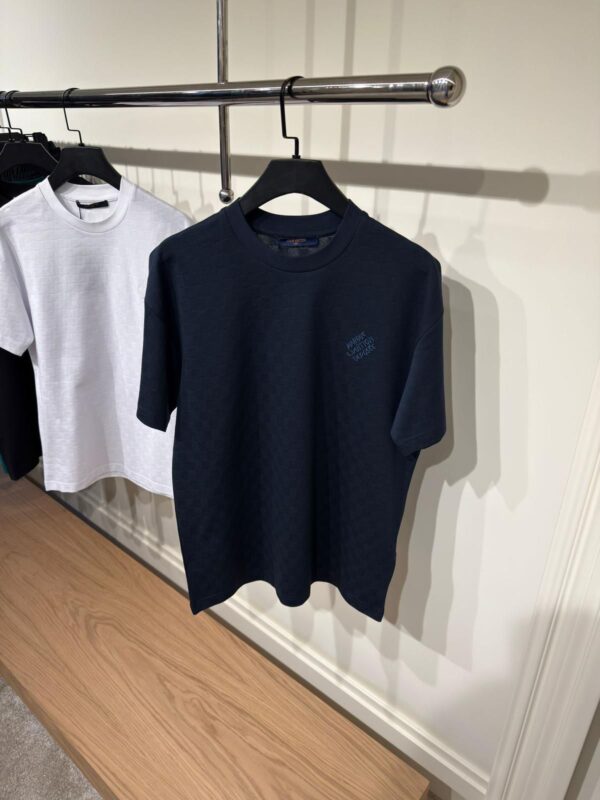 LV T-SHIRT - Image 4