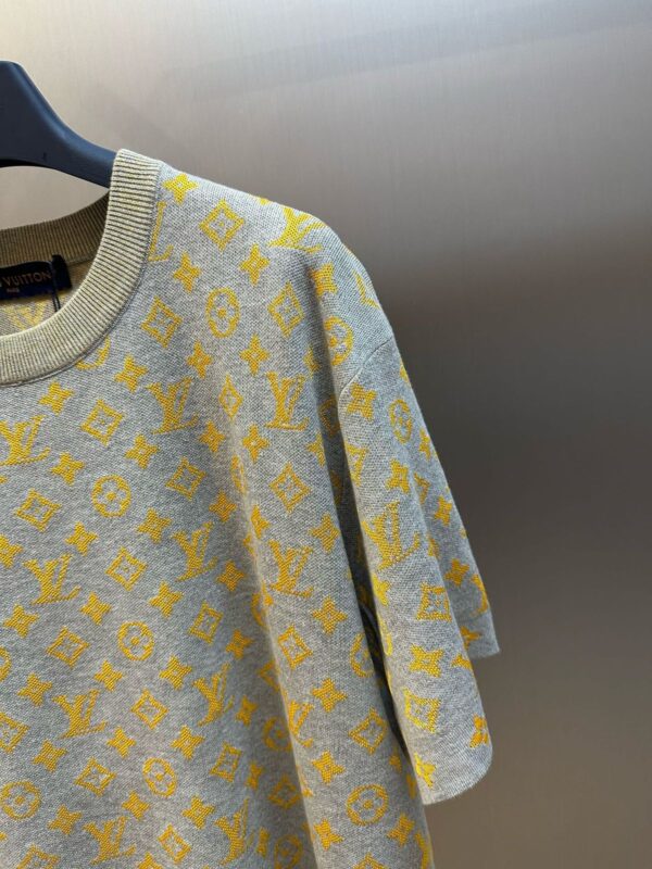 LV T-SHIRT - Image 4