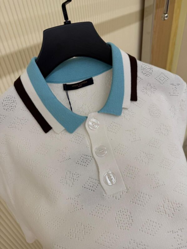 ⁦LV T-SHIRT⁩ - الصورة ⁦3⁩