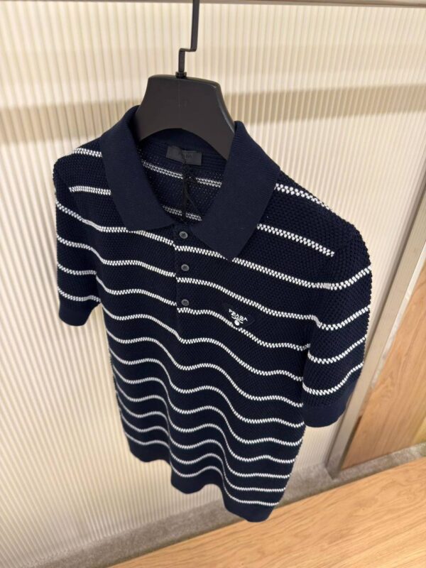 prada tshirt