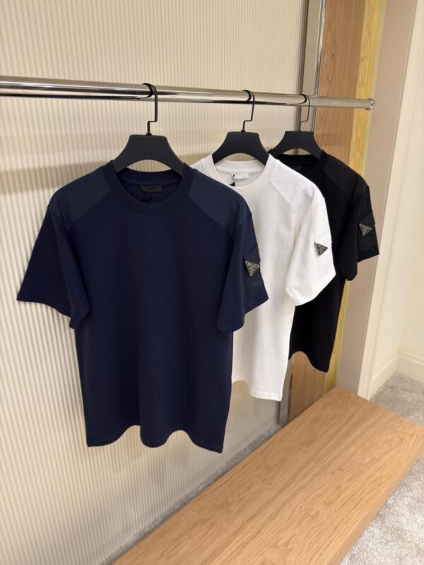 PRADA T-SHIRT - Image 4