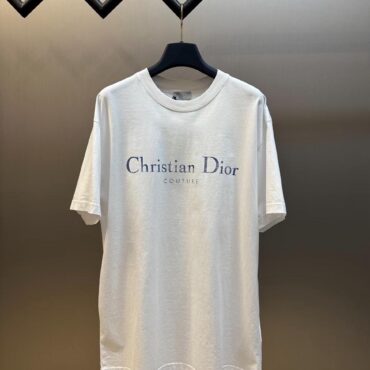 DIOR T-SHIRT