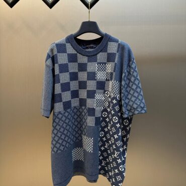 LOUIS VUITTON  T-SHIRT