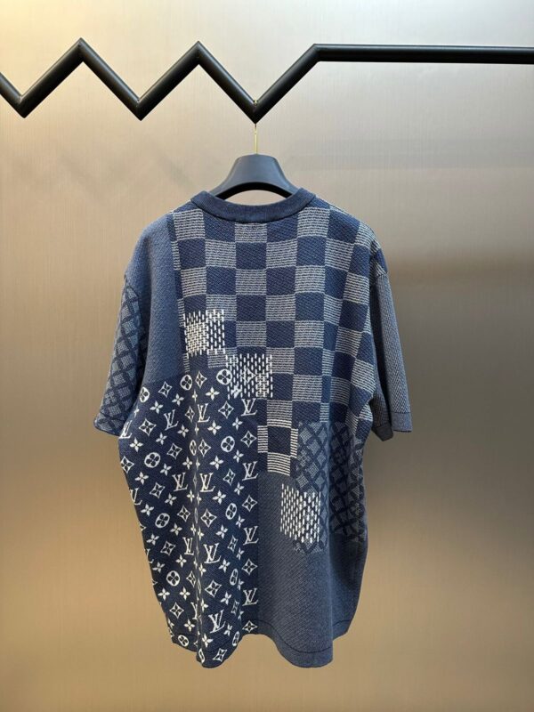 LOUIS VUITTON  T-SHIRT - Image 2