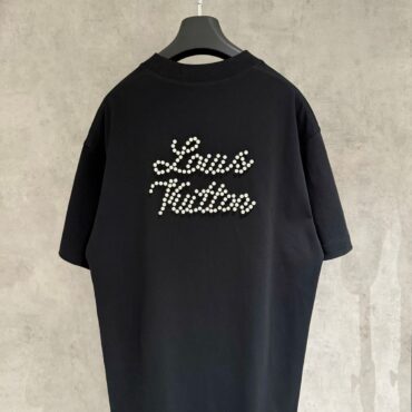 LOUIS VUITTON T-SHIRT