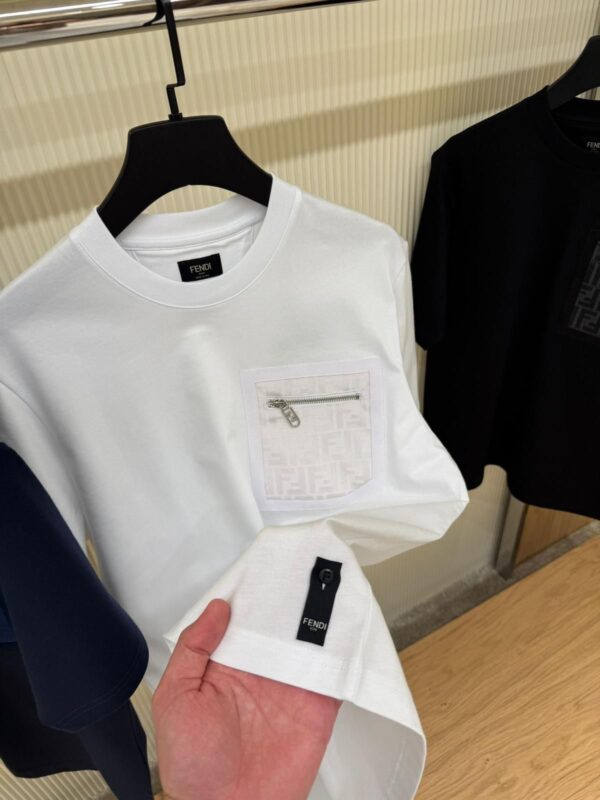FENDI T-SHIRT - Image 5