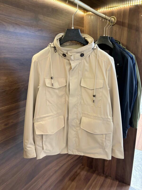 Loro Piana Traveller Waterproof