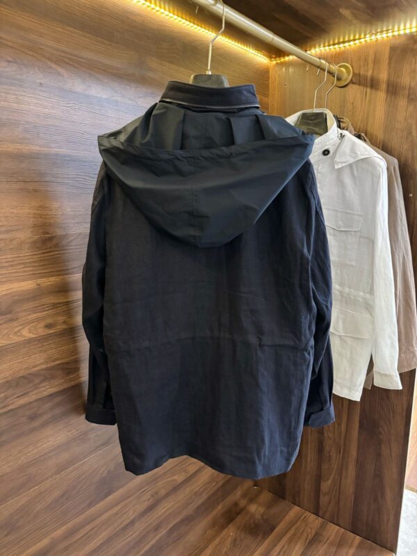 Loro Piana Traveller "The Gift of Kings " Linen Jacket - Image 3