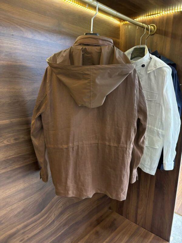 Loro Piana Traveller "The Gift of Kings " Linen Jacket - Image 9