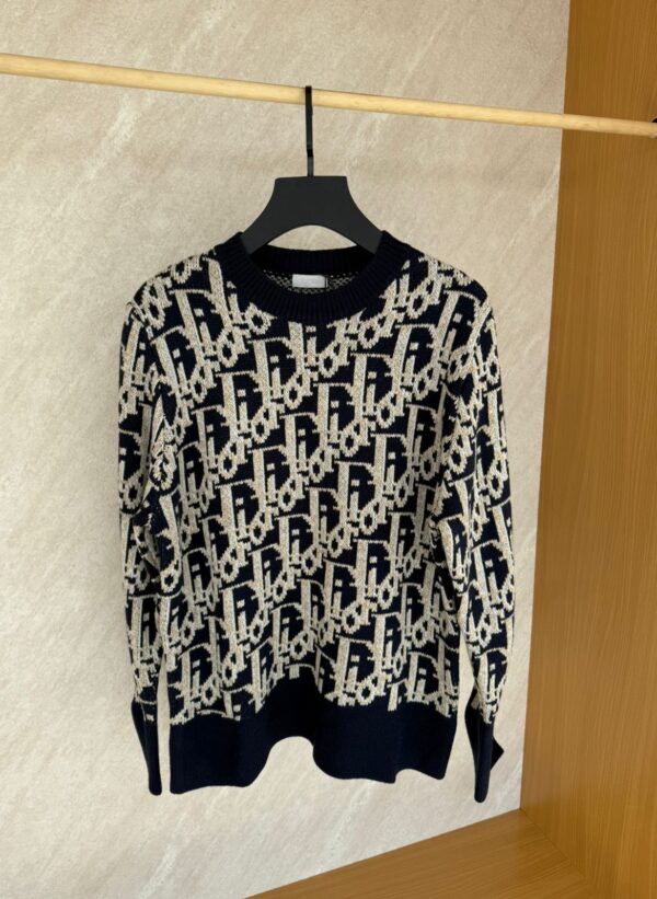 ⁦DIOR SWEATER⁩ - الصورة ⁦2⁩