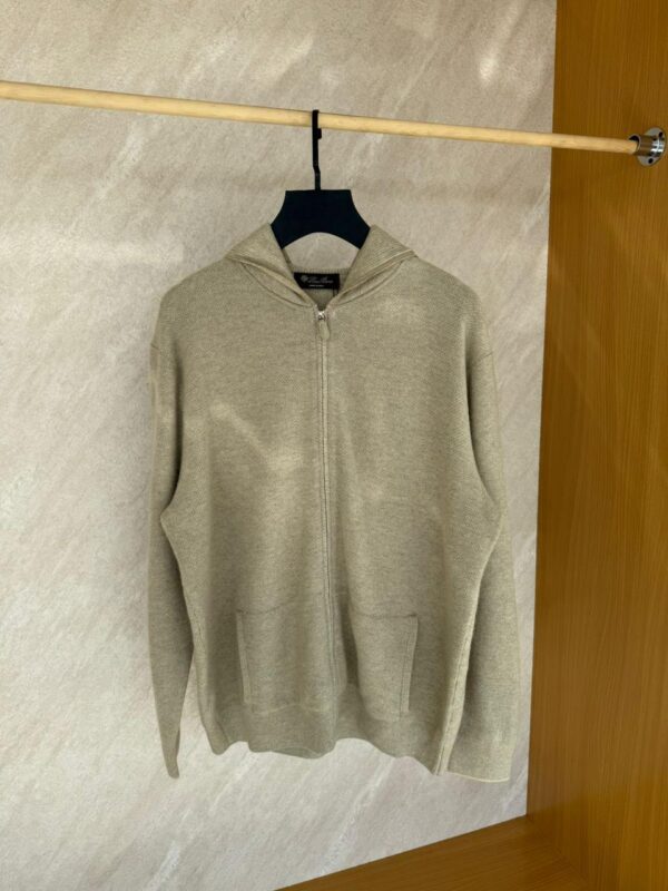 Loro Piana Cashmere