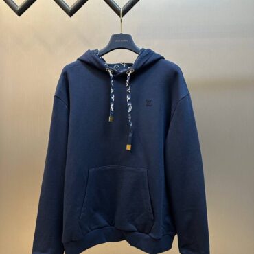 LOUIS VUITTON SWEATER