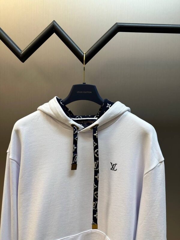 LOUIS VUITTON SWEATER - Image 6