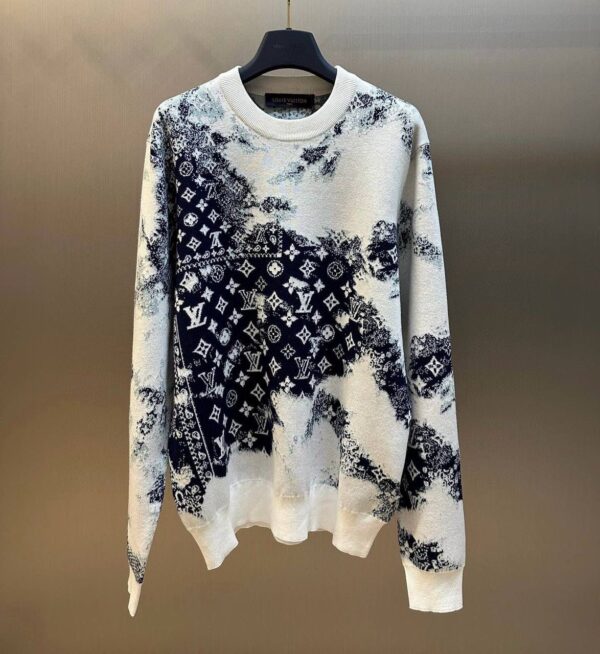 LV Knitwear