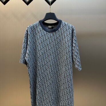 DIOR T-SHIRT