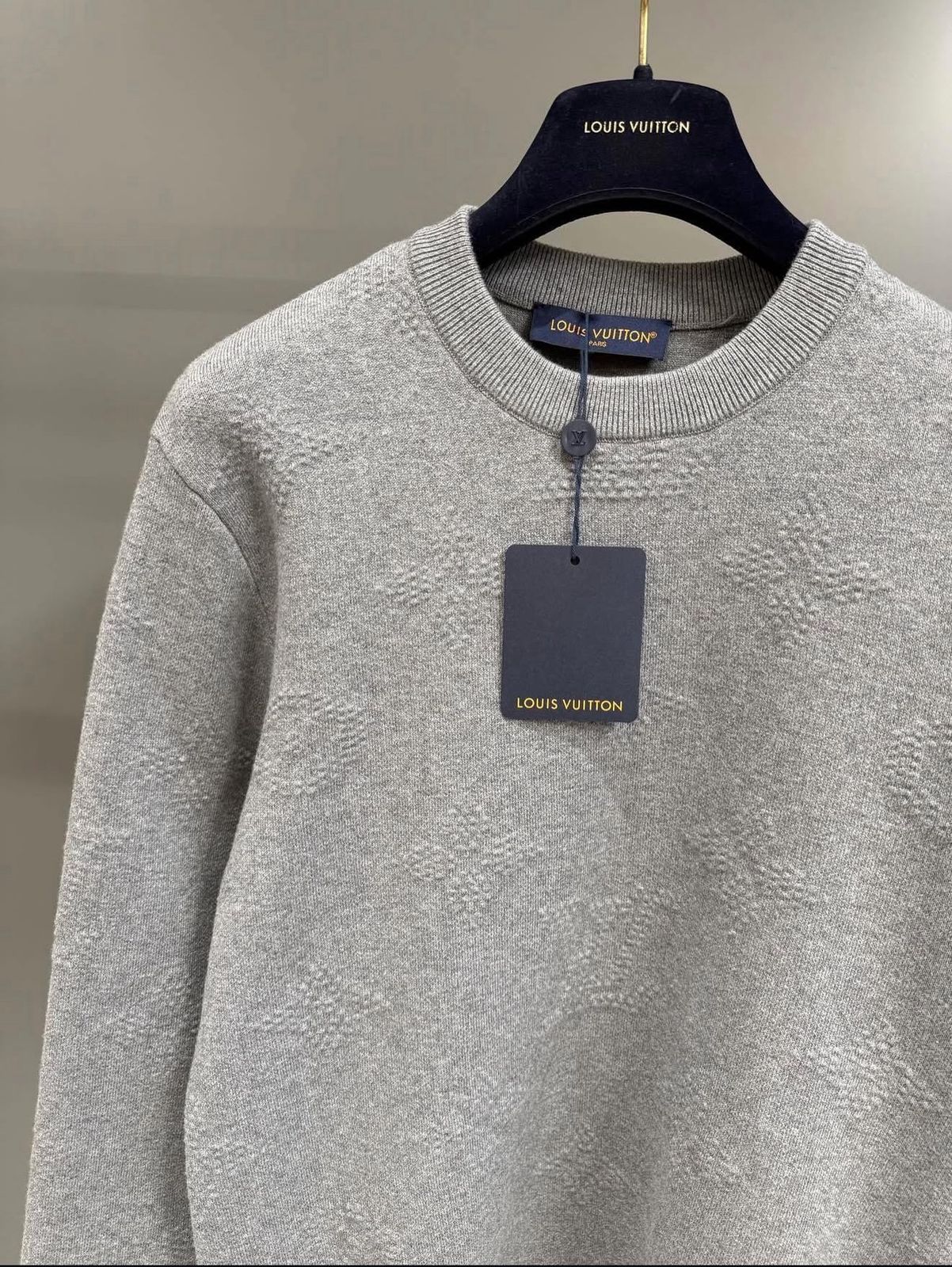 SWEATER LV - الصورة 3