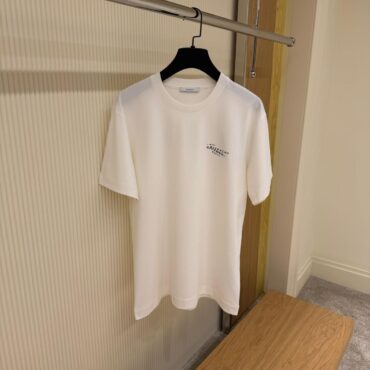 GIVENCHY T-SHIRT