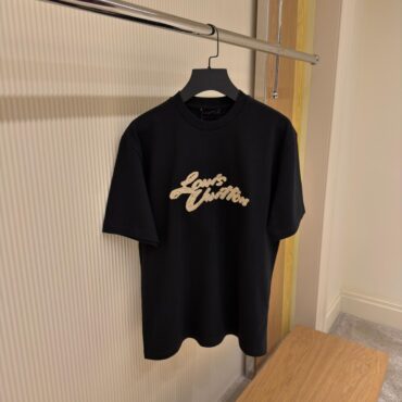 LOUIS VUITTON T-SHIRT