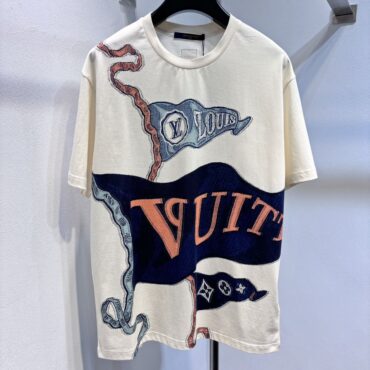 LOUIS VUITTON T-SHIRT