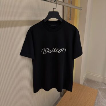 LOUIS VUITTON T-SHIRT
