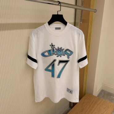 DIOR T-SHIRT