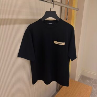 JACQUEMUS T-SHIRT