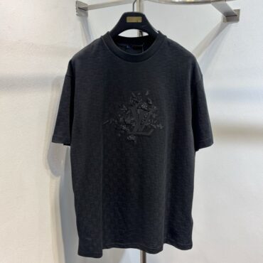 LV T-SHIRT